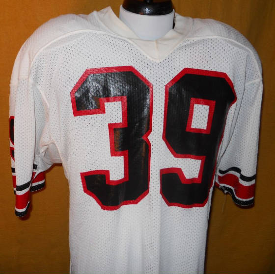 DeVaughnJersey/85devaughn01.jpg