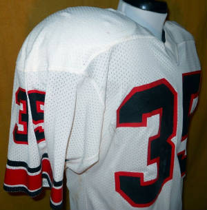 Mitchellwhitejersey/85mitchell02.jpg