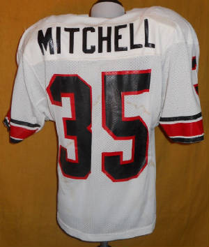 Mitchellwhitejersey/85mitchell03.jpg