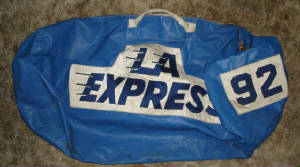 miscUSFLitems/expressbag.JPG